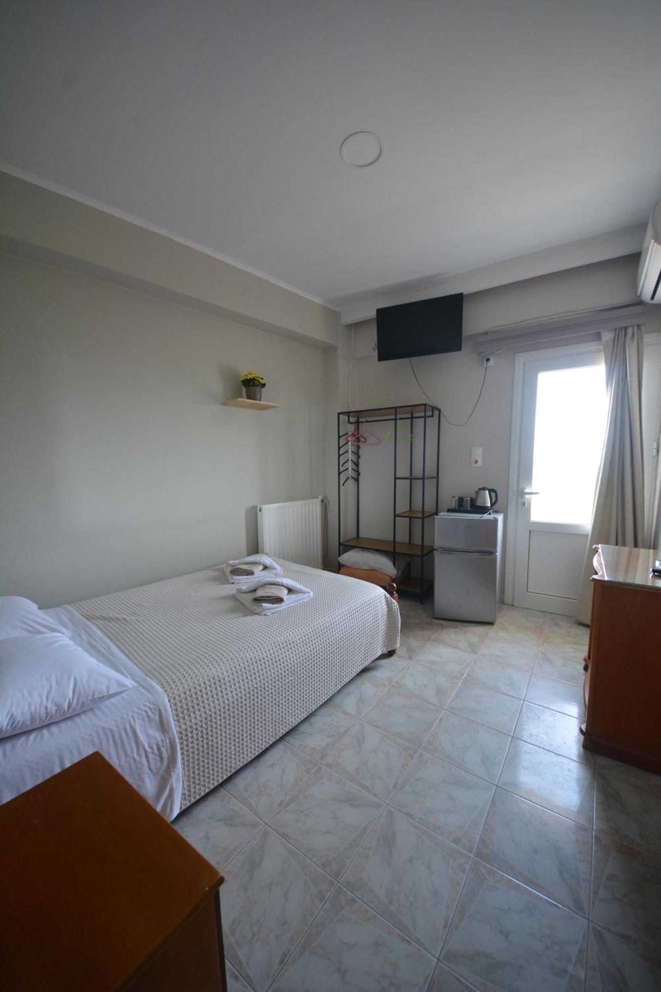 Bikakis Family Apartments Kíssamos Extérieur photo