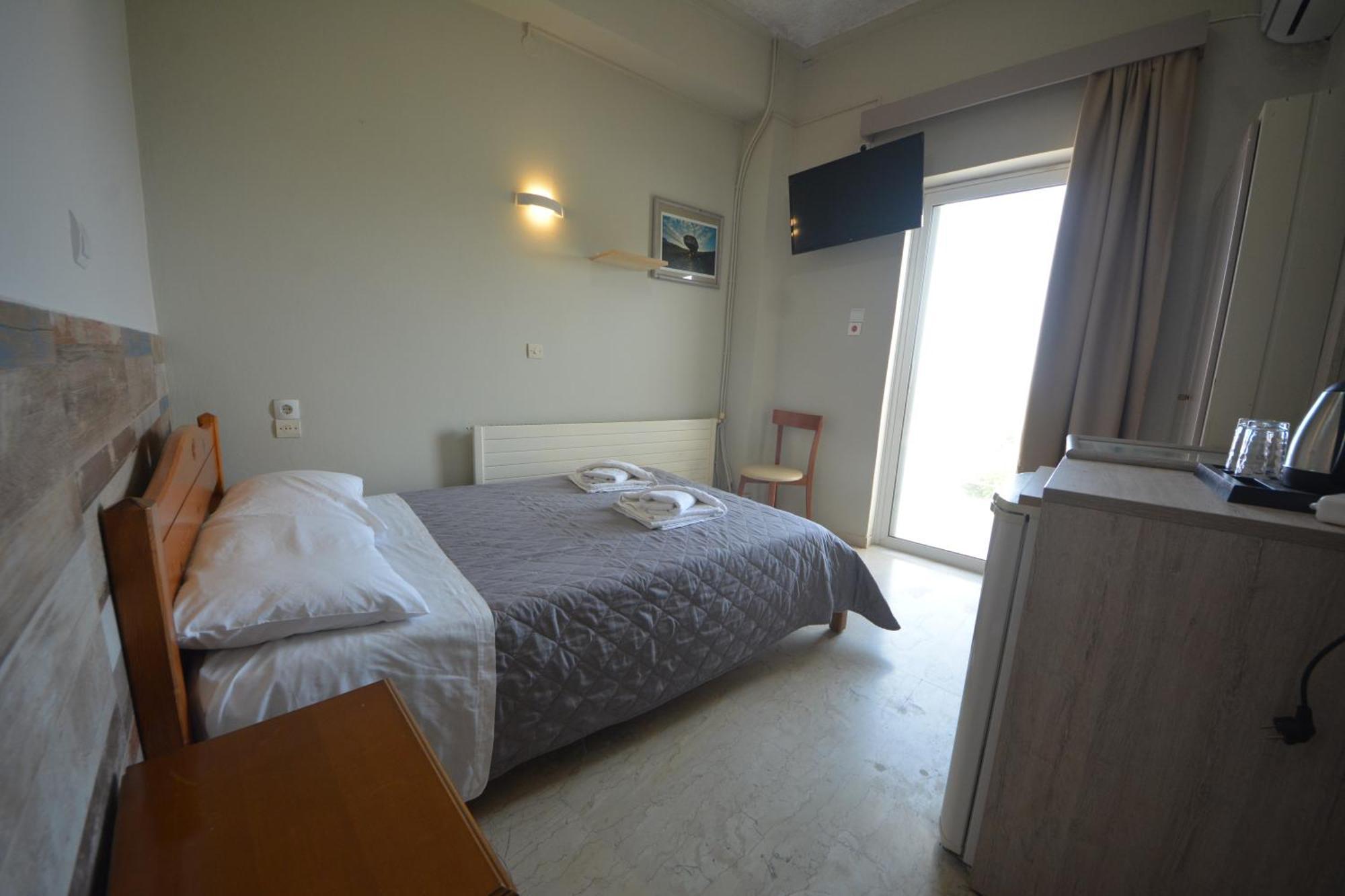 Bikakis Family Apartments Kíssamos Extérieur photo
