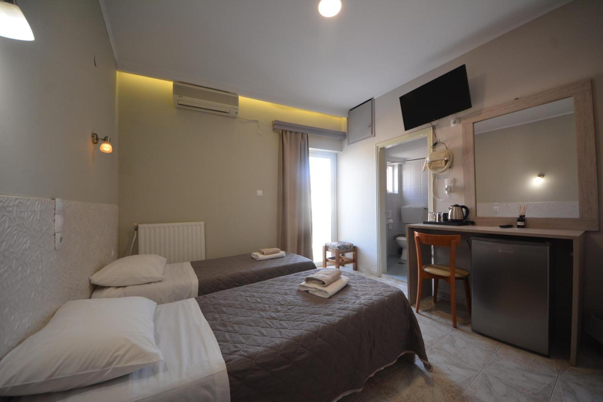 Bikakis Family Apartments Kíssamos Extérieur photo