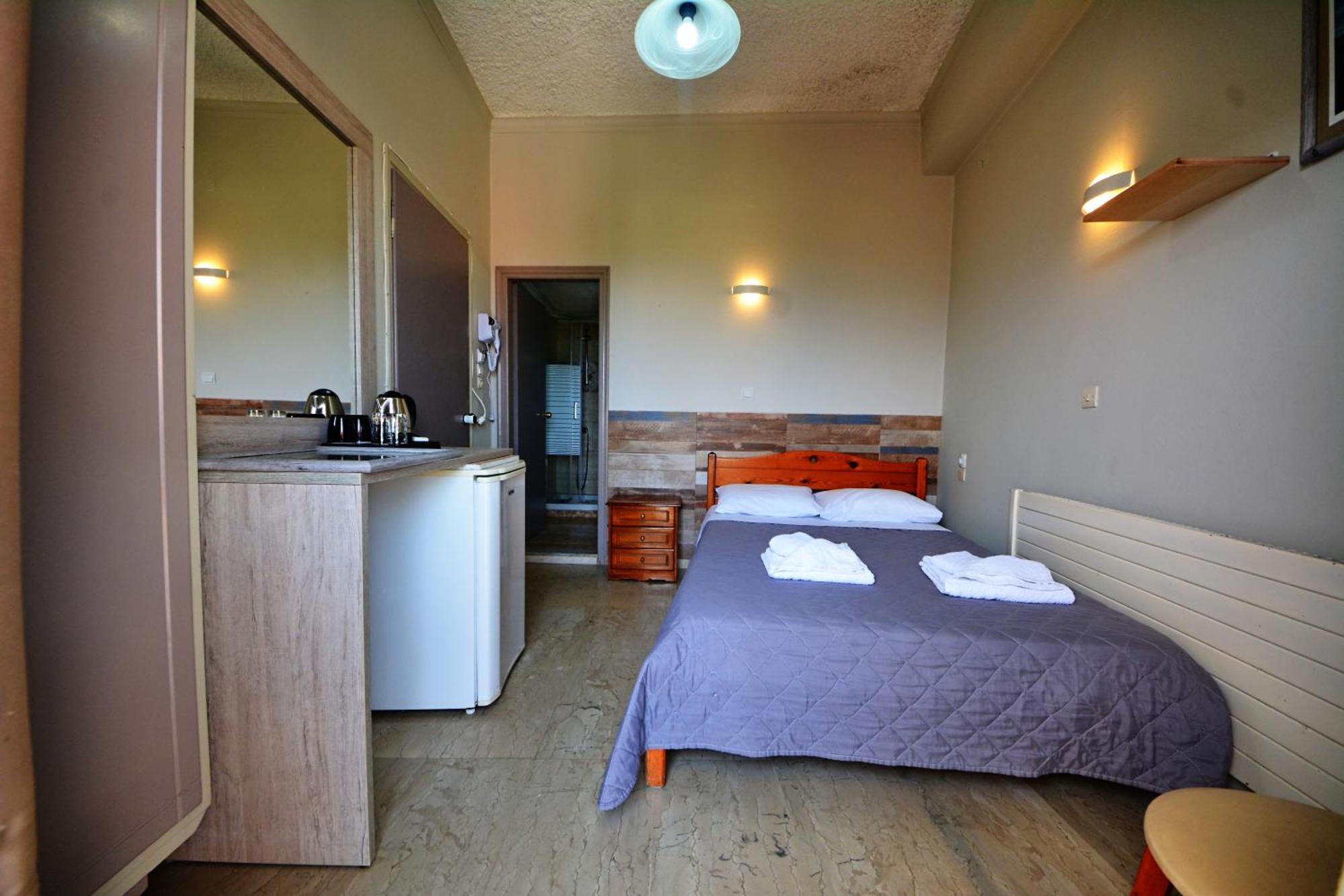 Bikakis Family Apartments Kíssamos Extérieur photo