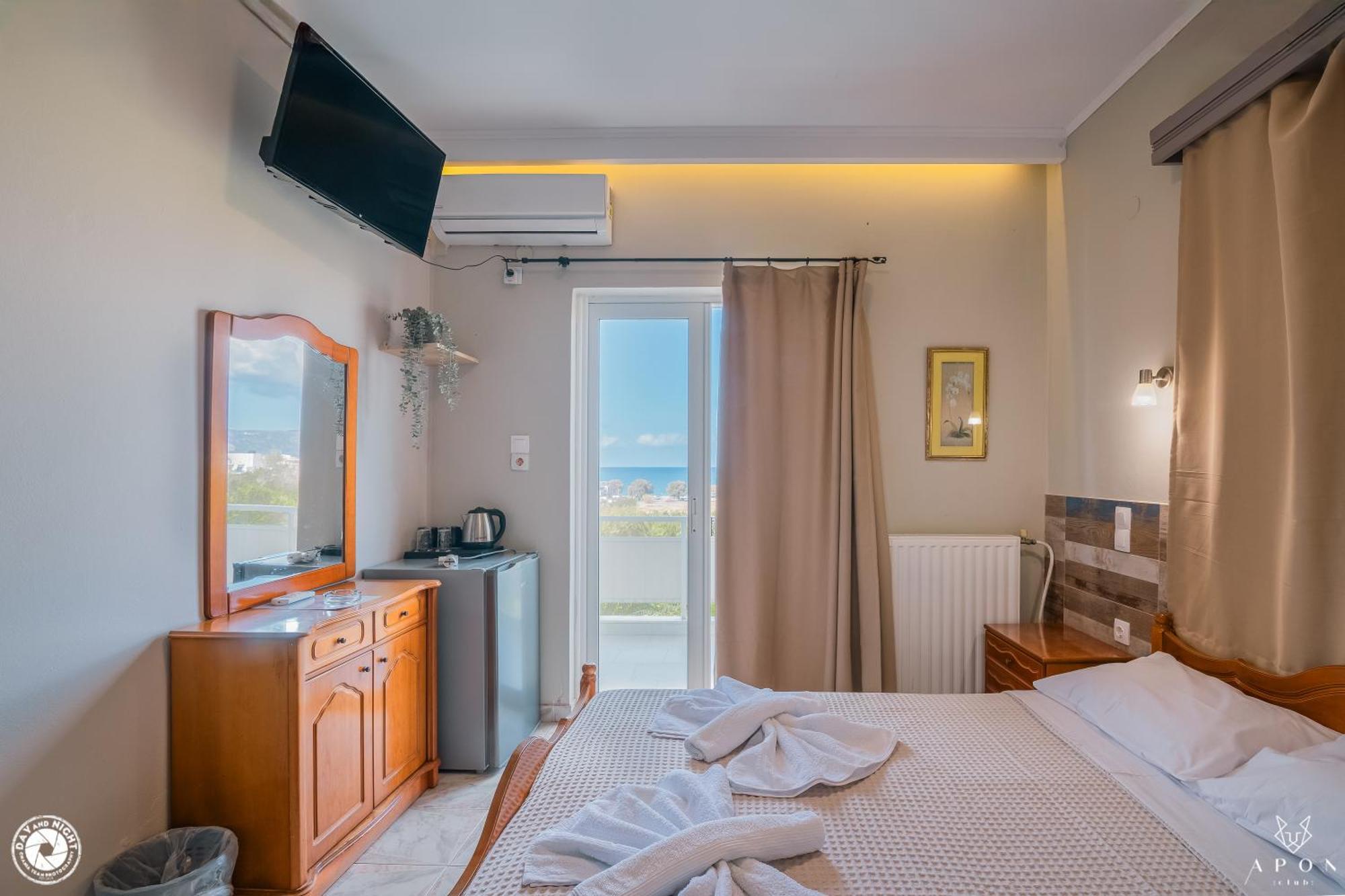 Bikakis Family Apartments Kíssamos Extérieur photo