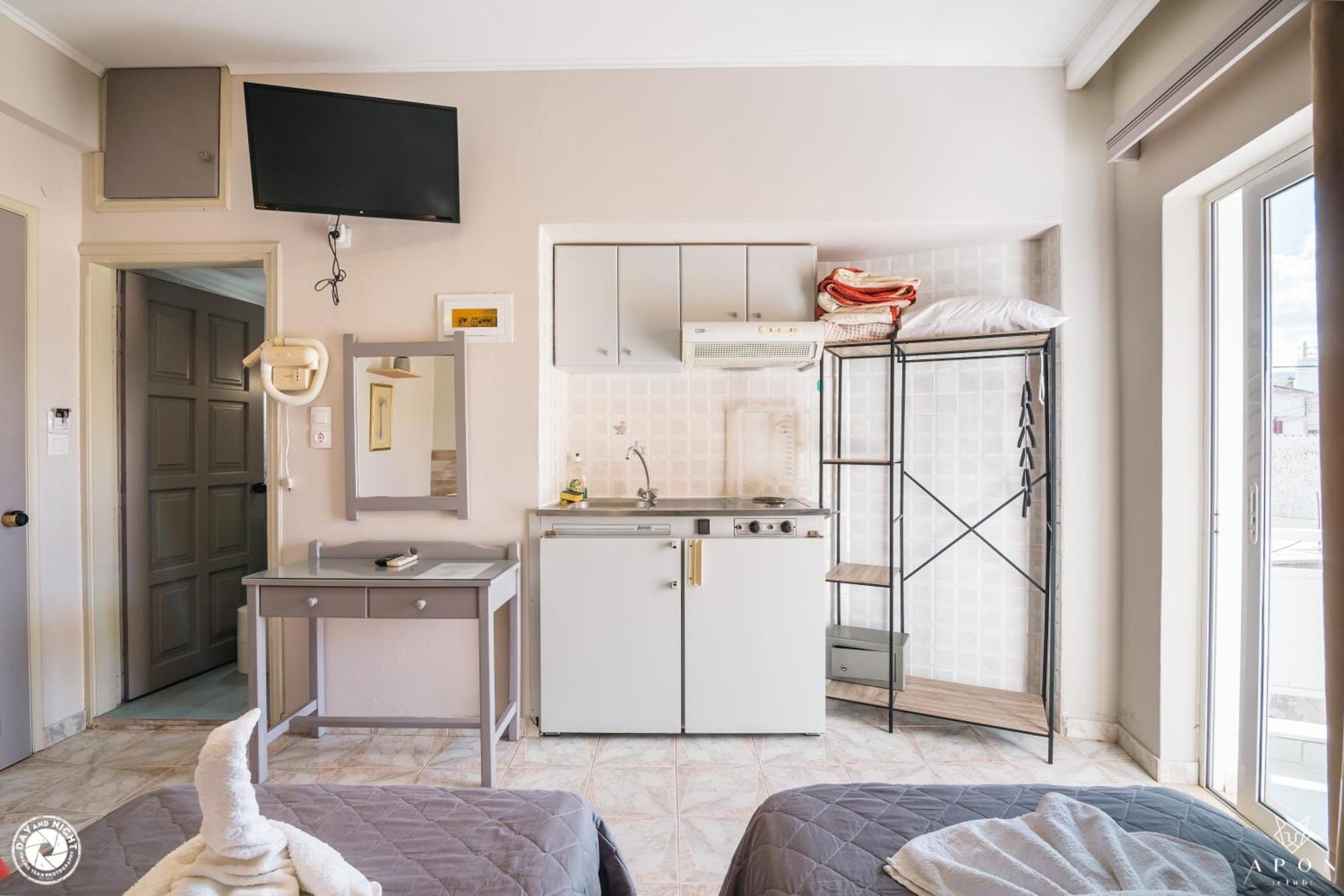 Bikakis Family Apartments Kíssamos Extérieur photo